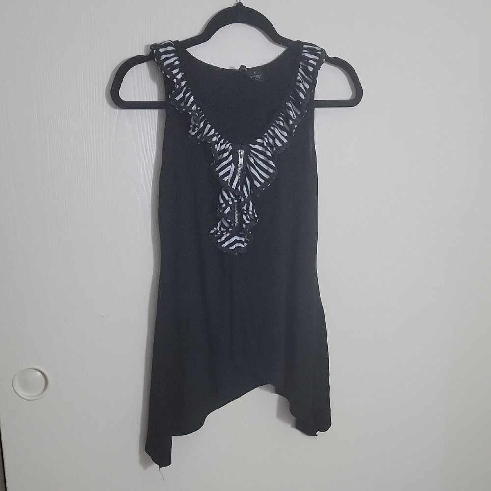 Black and White Women's Short Tunic